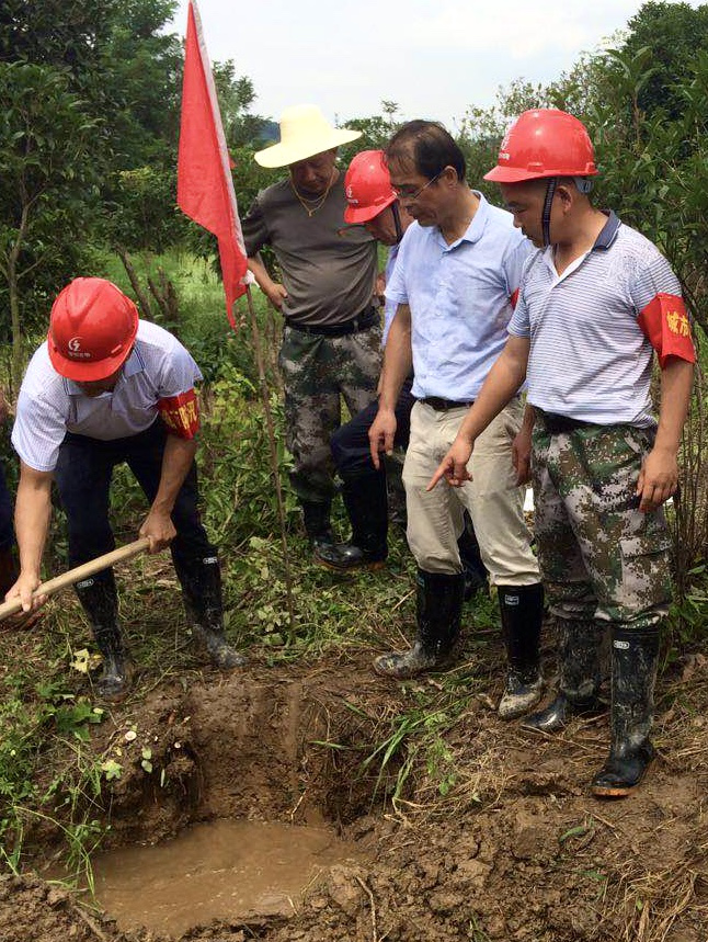 助力防汛抗洪，彰顯企業(yè)擔當 ---安徽省池州市水電工程局有限公司防汛抗洪工作紀實(圖4)